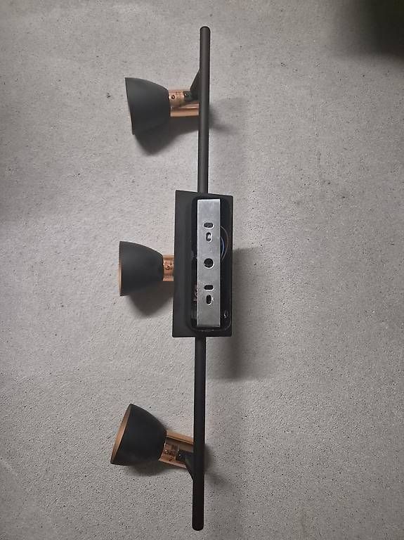 Lustres & lampes de plafonds: Moderner Deckenstrahler / Wandspot – D'occasion à Melchnau par Rhabarber_98 1
