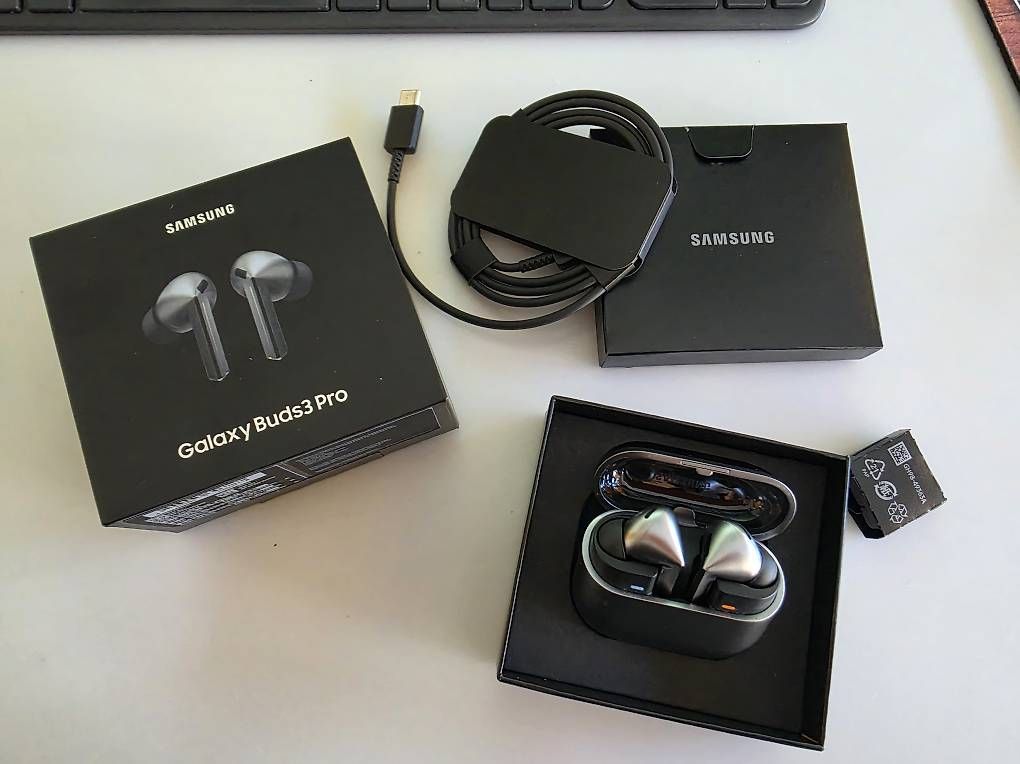 Kopfhörer: Samsung Galaxy Buds3 Pro – Gebraucht aus Malvaglia von jen_x75w