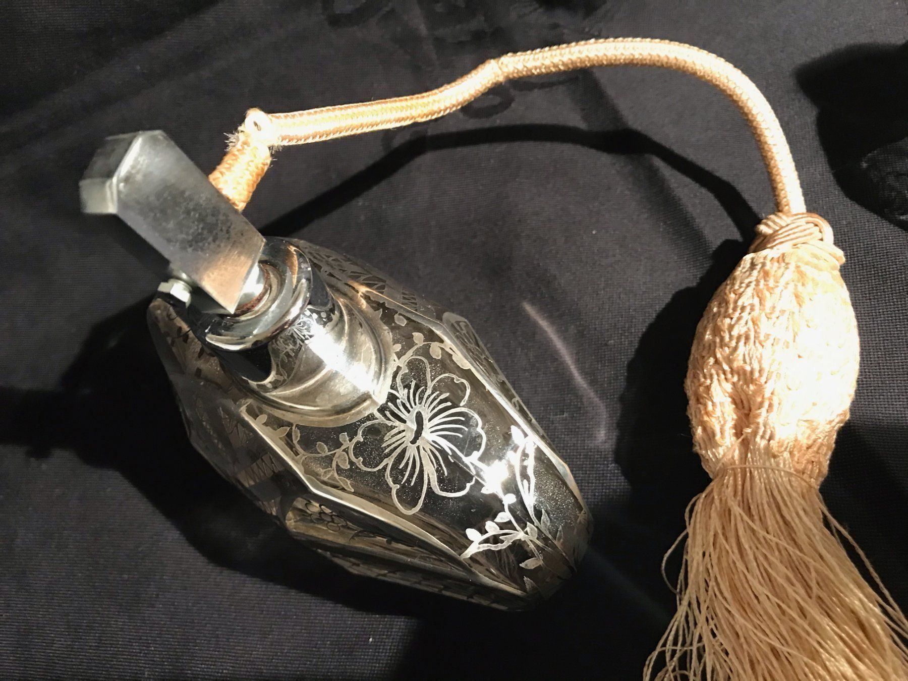 Flaconi: Flacon à parfum et poudrière – Usato da Zollikofen venduto da Brando04 4