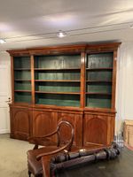 Bereakfront, open Bookcase Mahagoni viktorianisch um 1850
