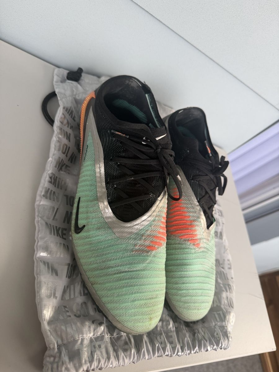 Nike Chaussures hommes: Nike Phantom GX 6 low Elite  – D'occasion à Lenzburg par fit_w6xz 2