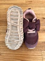 Schuhe Gr. 23