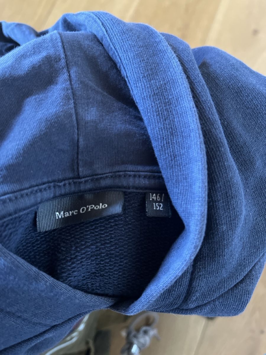Pulls et sweat-shirts: Kapuzen Pullover 146/152 – D'occasion à Balmberg par Berglihof 1