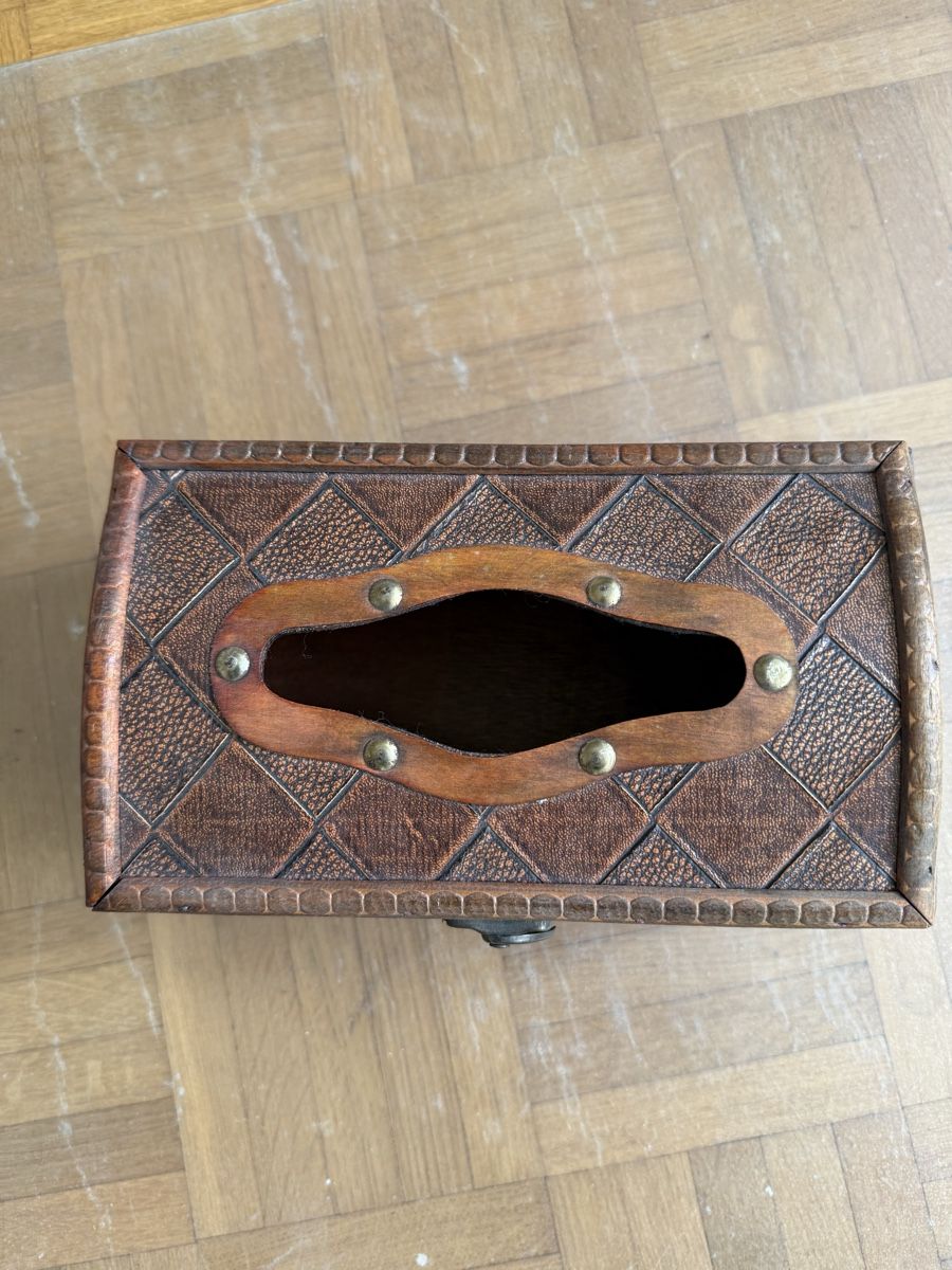 Altro in  Abbigliamento & Accessori: Taschentuchbox – Usato da Luzern venduto da Grawp