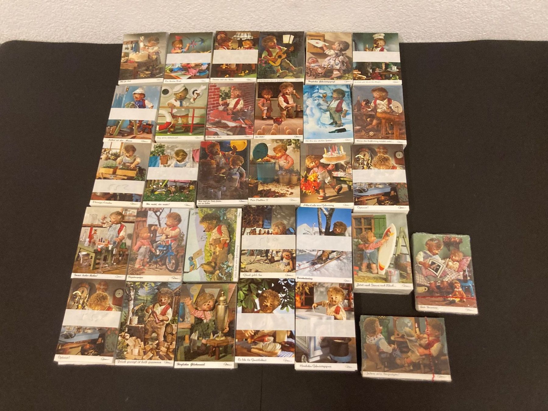 Cartoline postali: Restposten Mecki Ansichtskarten, ca. 3000 Stück – Nuovo (secondo la descrizione) da Neuenhof venduto da jorogo 1