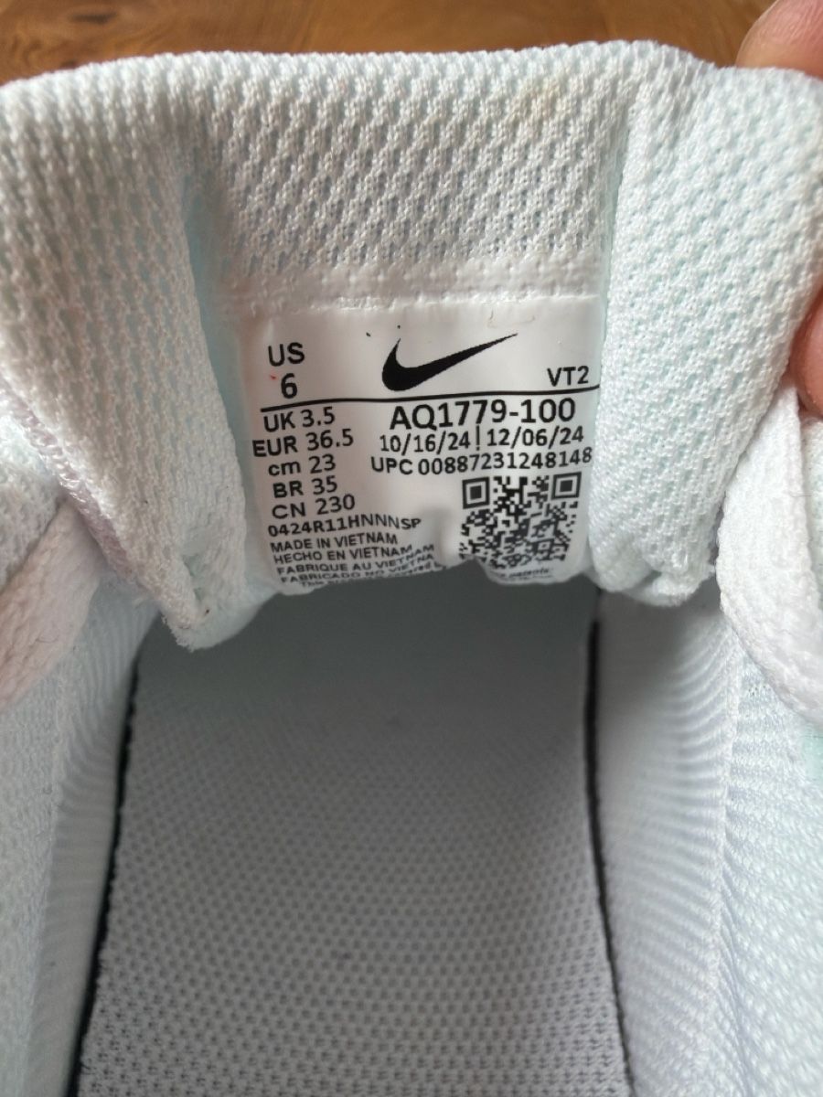 Scarpe da uomo: Nike Gr.36.5 – Nuovo e nell'imballaggio originale da Zürich venduto da terevel 5