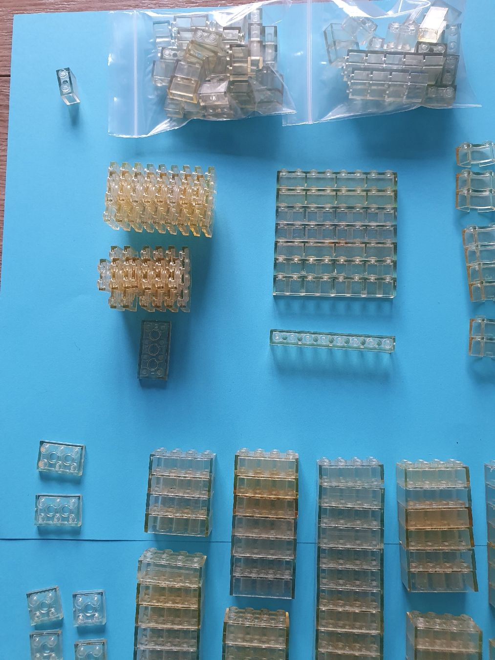 Lego Kit di costruzioni: PLUS DE 300 BRIQUES LEGO TRANSPARENTES – Usato da Biel/Bienne venduto da Hydrox1974 1