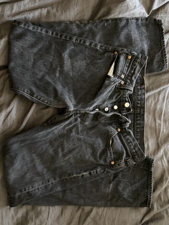Levi's 501 Jeans W30 L32 black good condition