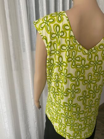 perfekter Auftritt - seltenes Träger-Shirt, pistazie, 44