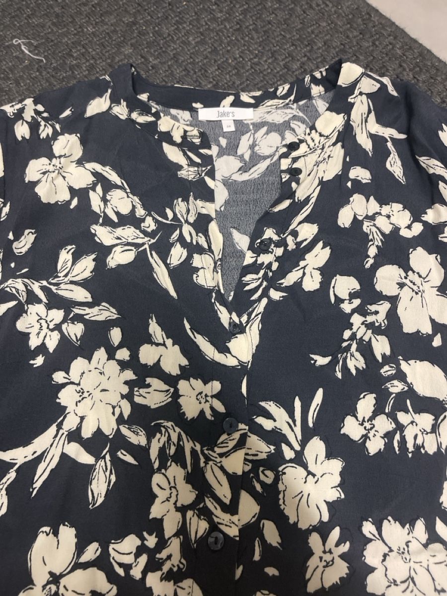 Vestiti: Kleid Schwarz/weiss gr M/L – Usato da Bad Zurzach venduto da Cuore34 1