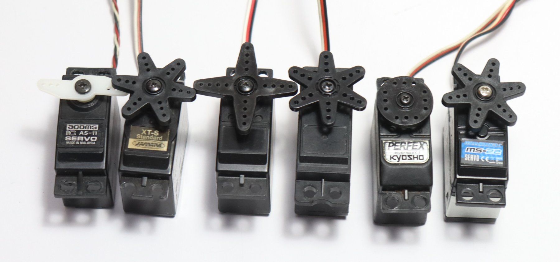 Modellismo RC: Standard Servo - 6 Stück – Usato da Frick venduto da volvo850driver 1