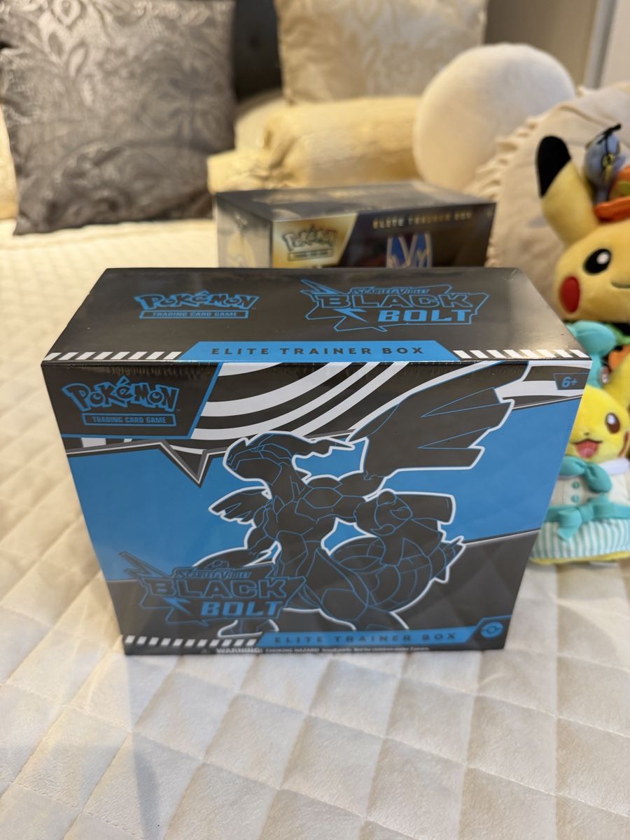 Pokémon Carte collezionabili: ETB Saled and limited pelusche!  – Nuovo e nell'imballaggio originale da Bellinzona venduto da val_8pn5 1