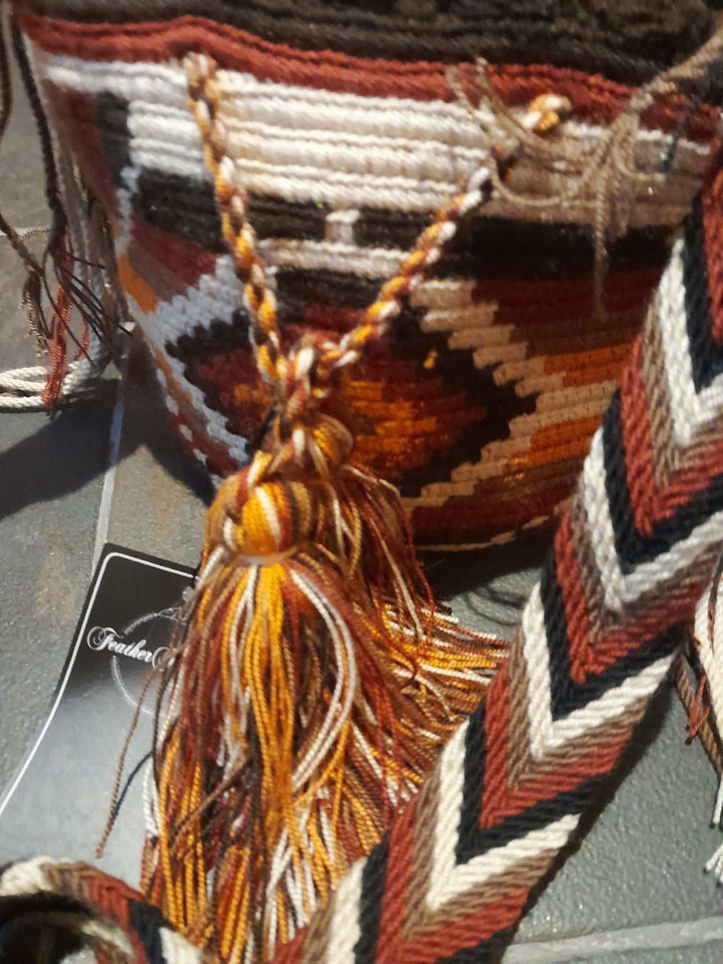 Mochila Wayuu Taschen für Damen: Handgemachte Wayuutasche - Unikat – Neu (gemäss Beschreibung) aus Näfels von Featherfashion 1