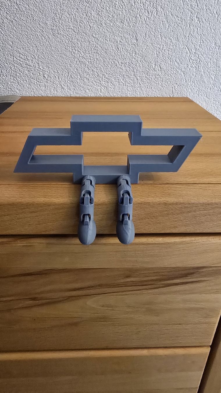 Tutte le decorazioni: Chevrolet Logo mit Beinen Grau – Nuovo (secondo la descrizione) da Winznau venduto da johny_wayne