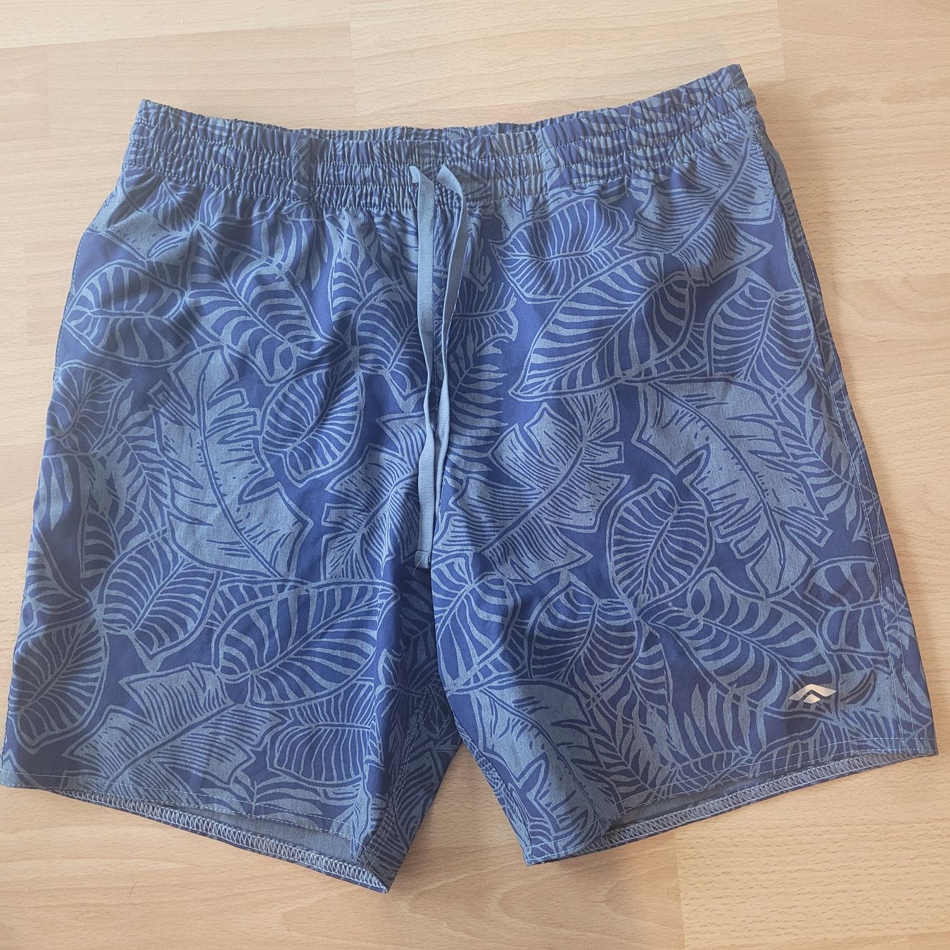 Pantaloni: Shorts gr M – Nuovo (secondo la descrizione) da Winterthur venduto da Flomal