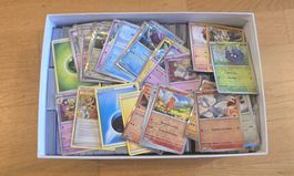 5 kilos de cartes Pokémon EN/FR