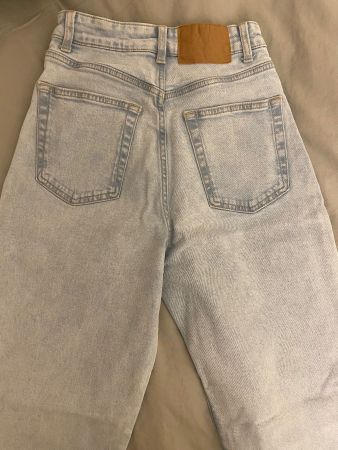 H&M Mom Jeans Grösse 36