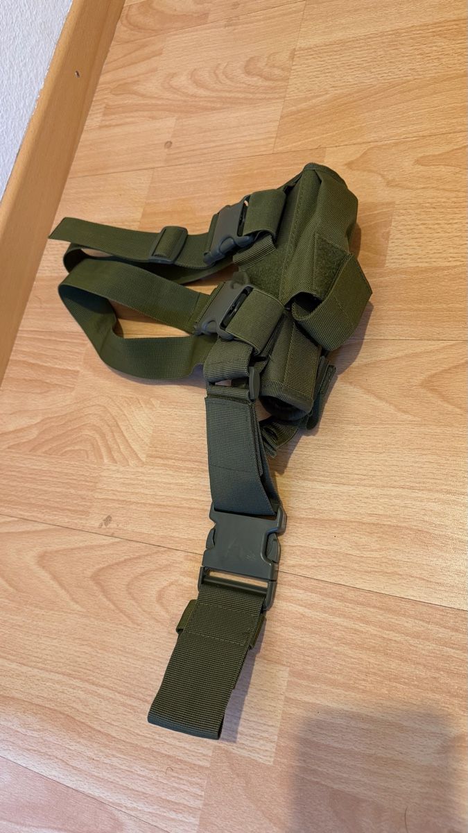Tiro a segno: Pistolen Beinholster – Nuovo (secondo la descrizione) da Möhlin venduto da CekoD 1
