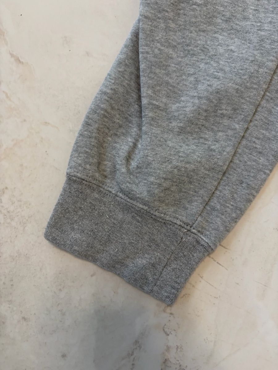 Nike Hosen: Nike Trainerhose Hellgrau – Gebraucht aus Bronschhofen von elvis75. 3