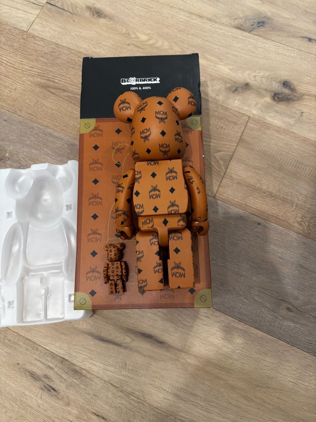 Figuren: Be@rbrick Bearbrick x MCM 100% 400% Set Brown – Gebraucht aus Wangen SZ von Rol_20 5