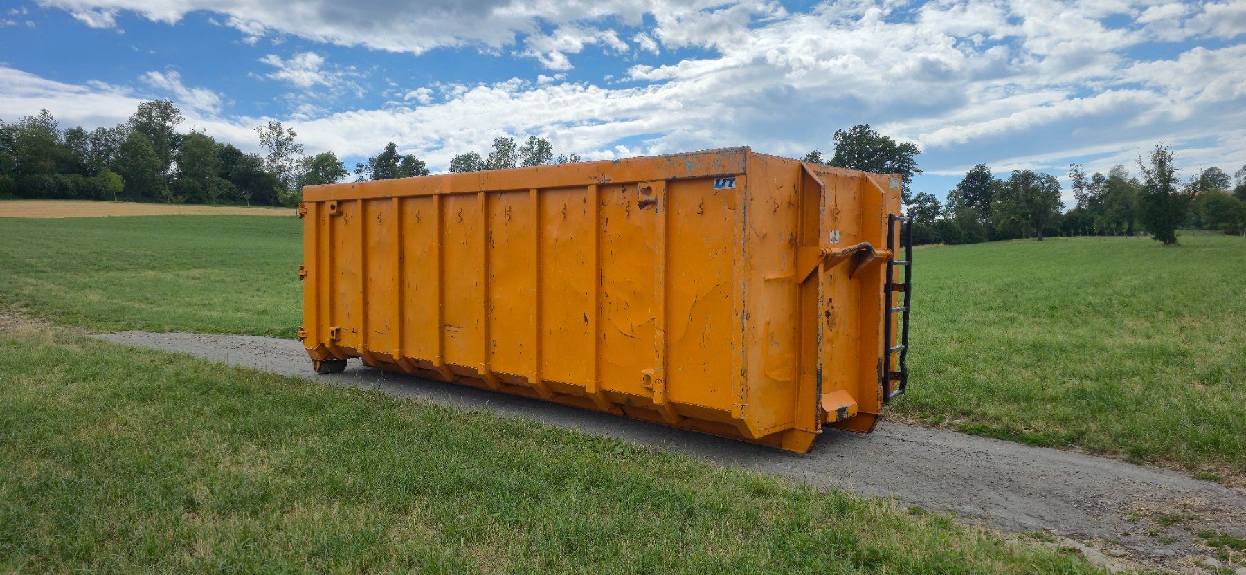 Conteneurs de construction: Abrollmulde Mulde Abrollcontainer Hakengerät – D'occasion à Geiss par JD6215R