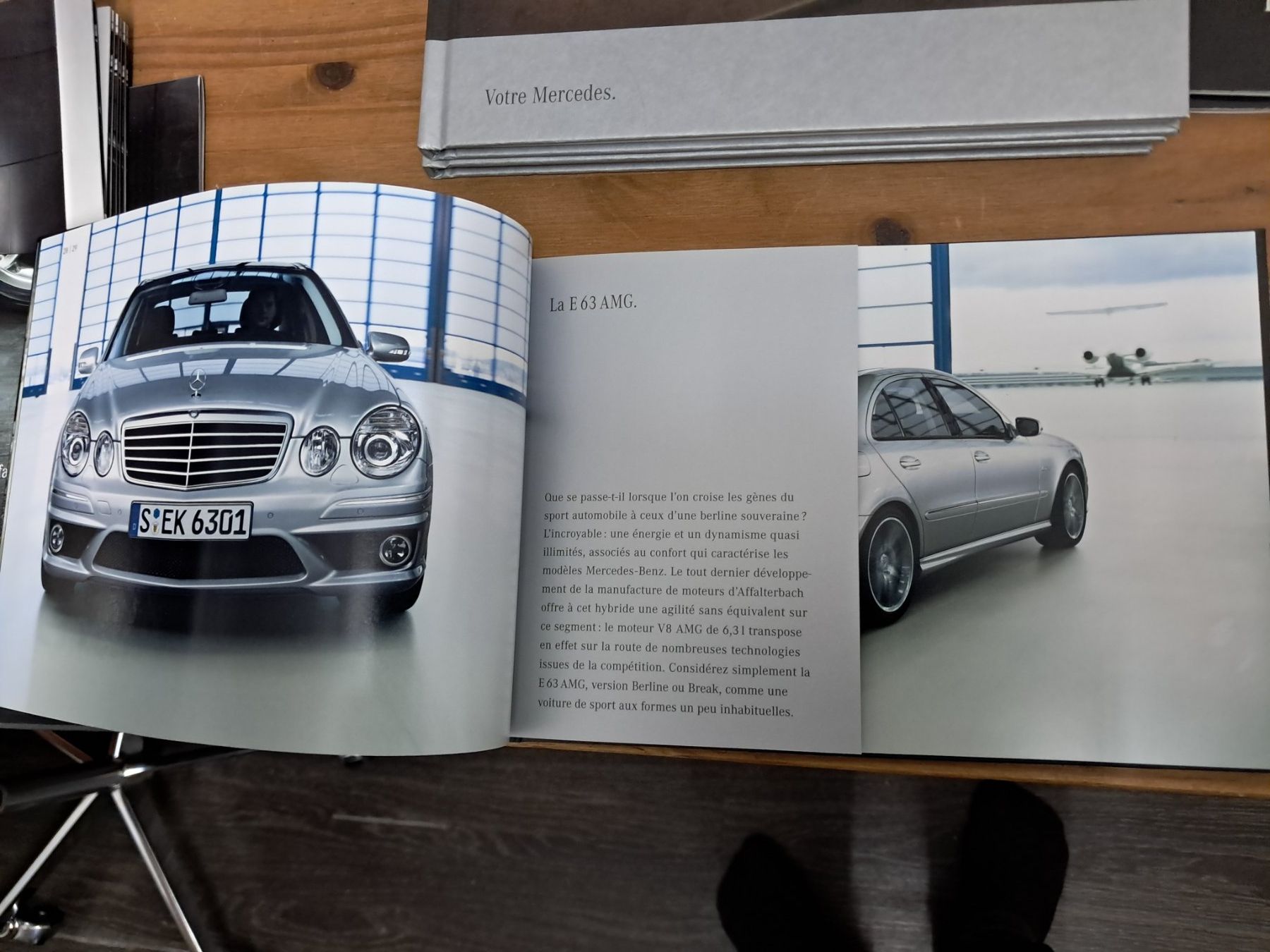 Mercedes-Benz Documenti: Livre Présentation Mercedes AMG – Usato da les brenets venduto da Laguille 1