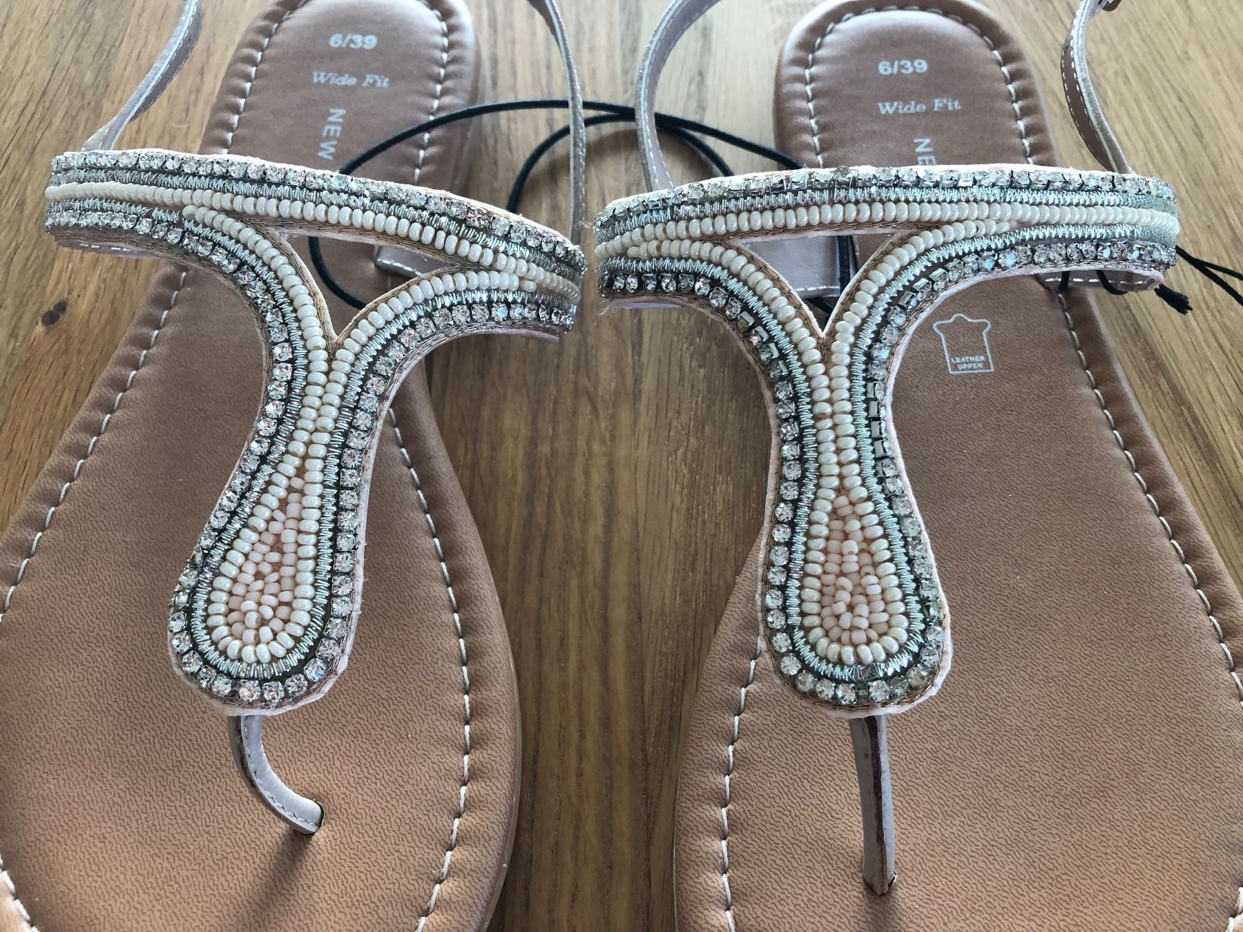 Scarpe da donna: Chice Sandalen, Grösse 39, NEU MIT ETIKETTE – Nuovo e nell'imballaggio originale da Wettswil venduto da paradores 3