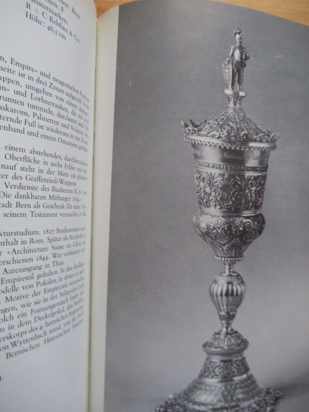 Livres: DIE GESELLSCHAFT ZU PFISTERN IN BERN – D'occasion à Moosseedorf par haro01 2
