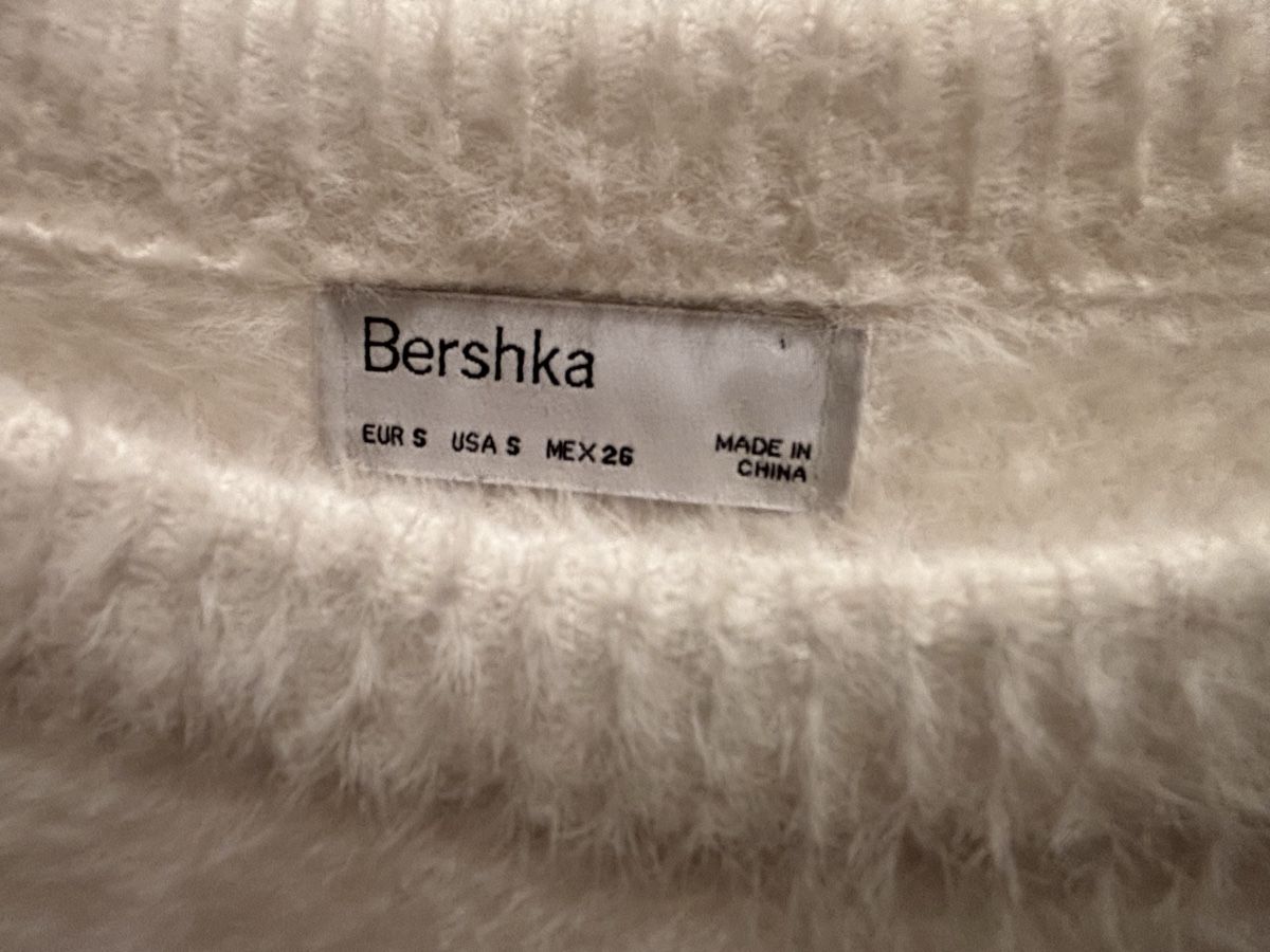 Bershka Maglioni & Felpe: Flauschiger Pullover – Usato da Buus venduto da len_gz7m 1