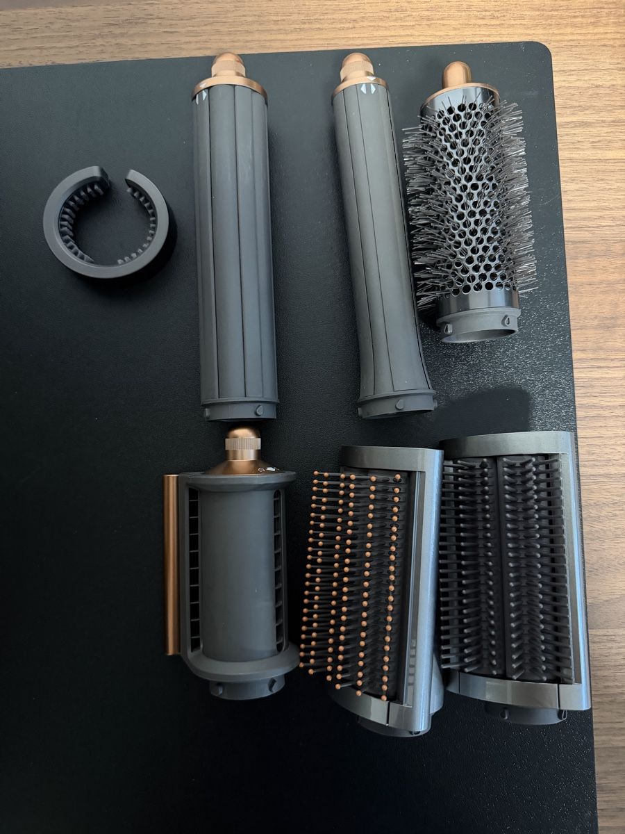 Dyson Föhn: Accessoires Dyson Airwrap – Gebraucht aus Neuchâtel von cac_5yxt