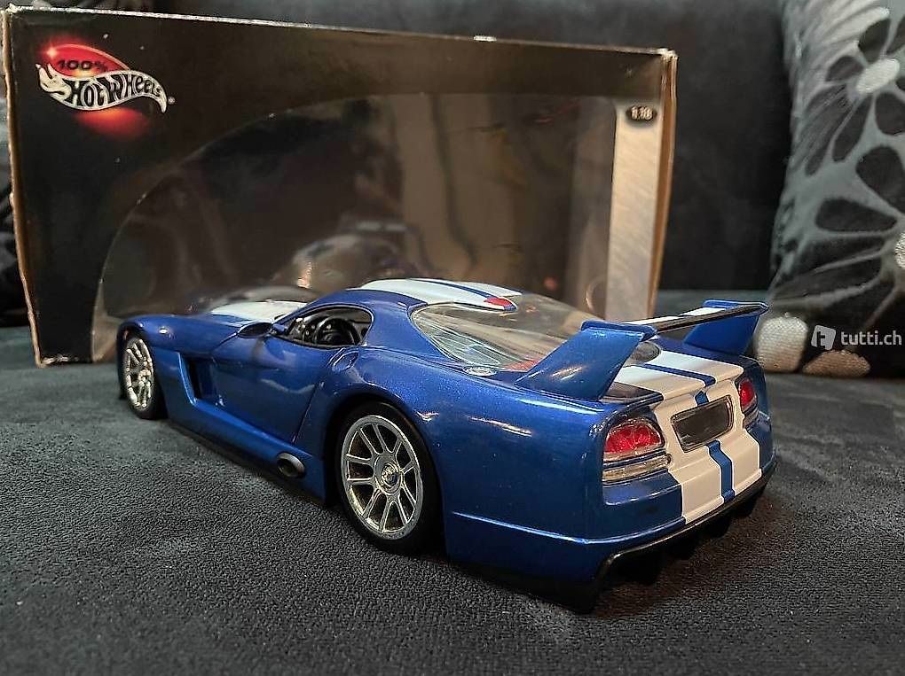 Hot Wheels Modellautos: Dodge Viper GTS-R Concept Modellauto 1:18 HotWheels – Gebraucht aus Möhlin von  4