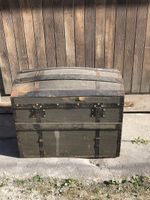 Truhe alt Holz Metall Reisekoffer Antik Vintage gebraucht
