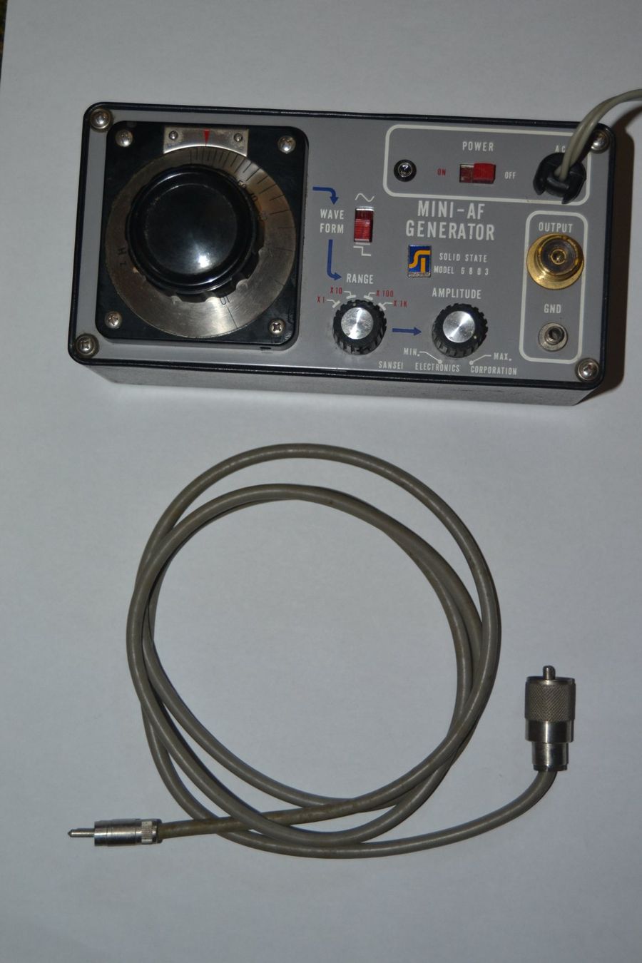 Mesurer: MINI AF-Generator 10Hz - 100KHz – D'occasion à Wil SG par fanofrio 1