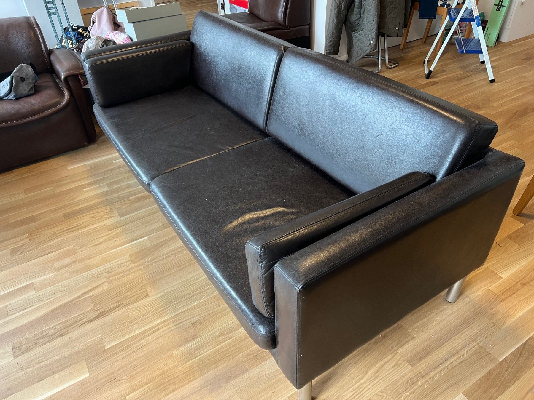 Sofas: Neuwertiges Ledersofa – Gebraucht aus Winterthur von DanV8 1