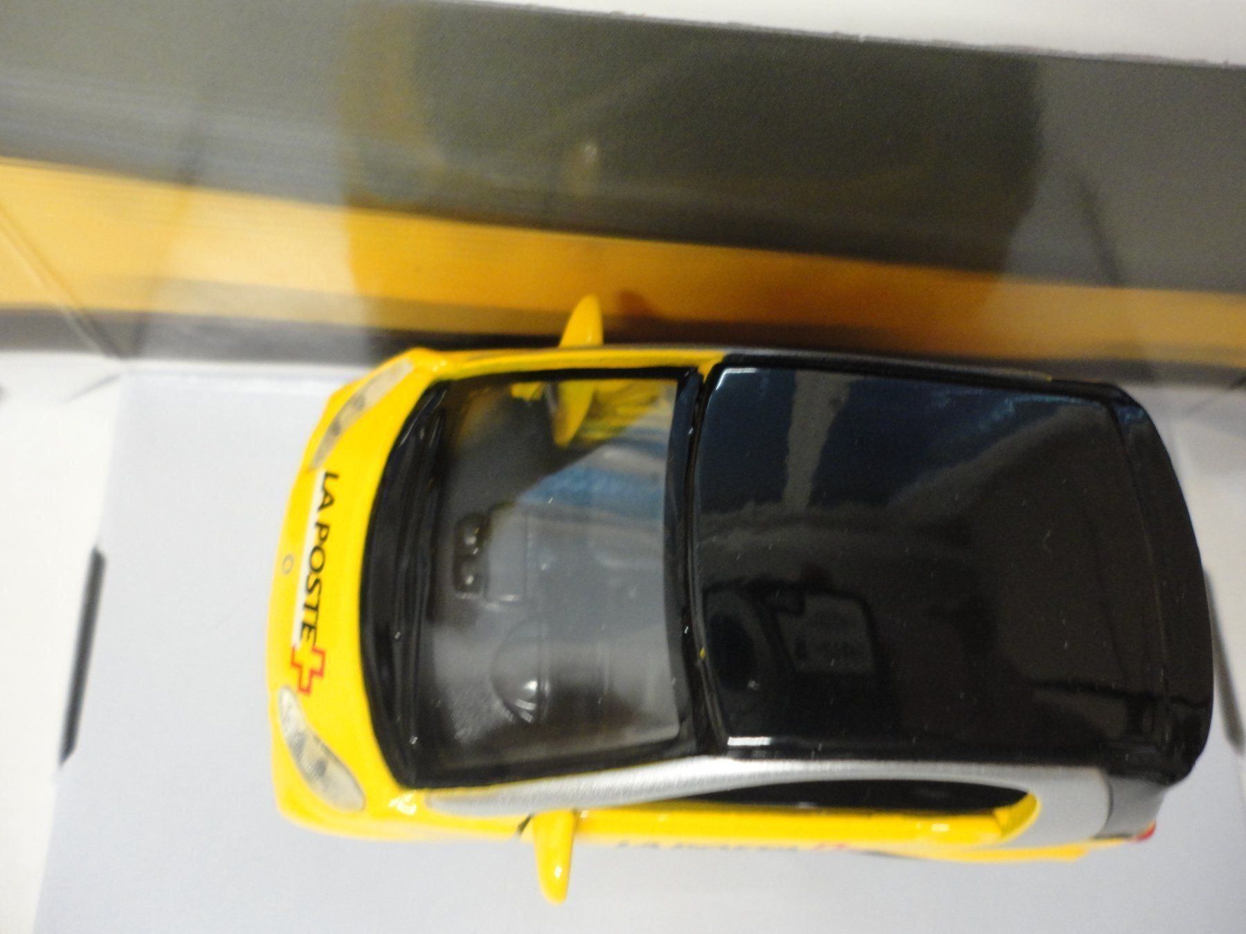 Smart Voitures modèles: Smart Post – Neuf avec emballage d'origine à Horgen par RcModell 4
