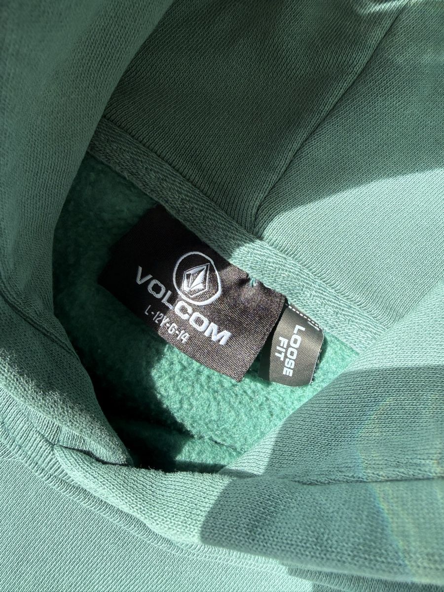 Pulls et sweat-shirts: Pull à capuche volcom – D'occasion à Courtételle par comtem 3