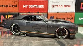 Chevrolet Camaro Z/28 1:24