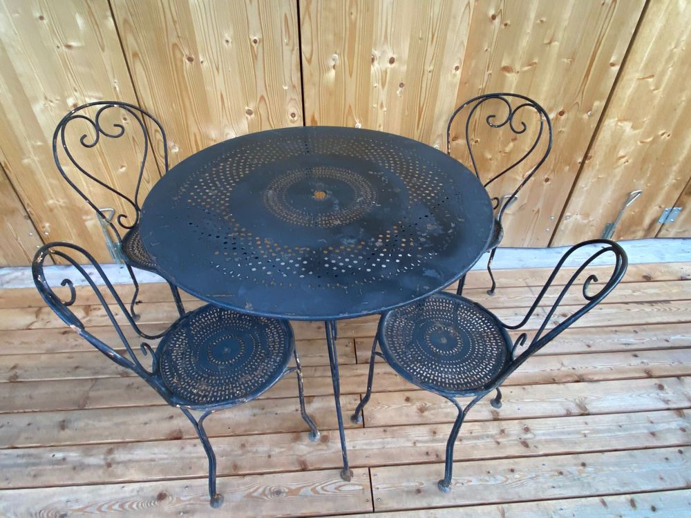 Vintage Art Deco Gartentisch rund inkl. 4 Stühle Kaufen auf Ricardo