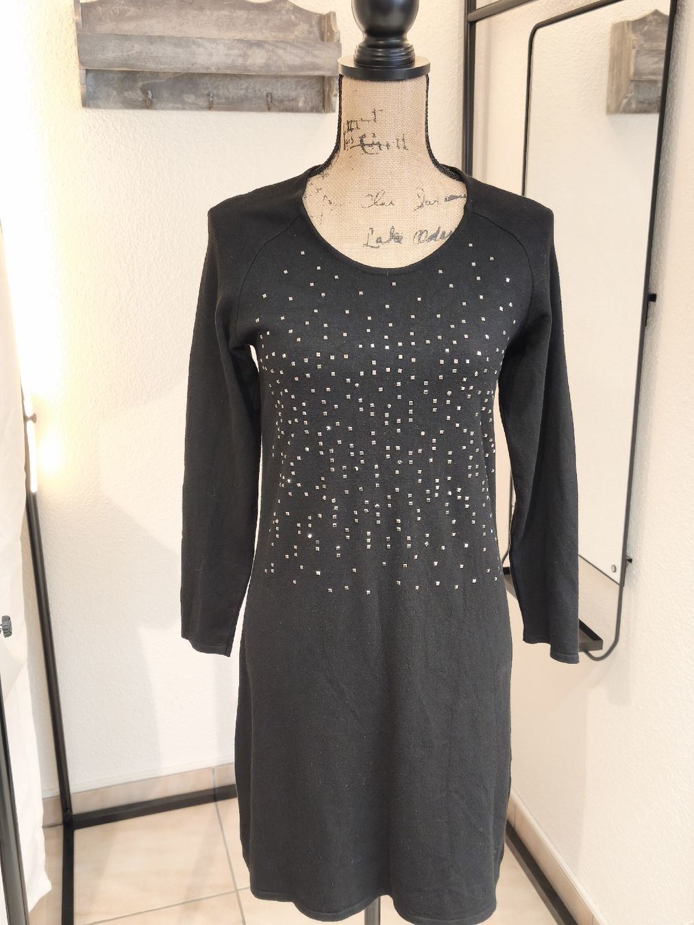 Vestiti: Strickkleid Christine Laure schwarz mit Strasssteinen Gr.S – Nuovo (secondo la descrizione) da Emmetten venduto da SecondhandSiska