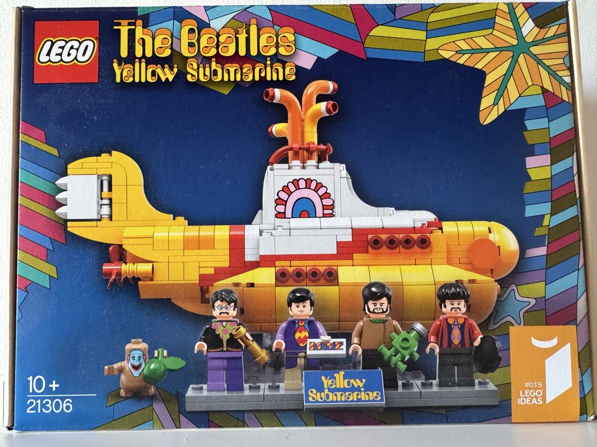 Lego Kit di costruzioni: Lego Ideas - Yellow Submarine 21306 – Usato da Comano venduto da alice_x26x