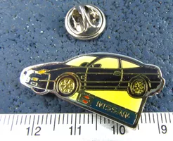 NISSAN SCHWEIZ 200 PIN GLASIERT