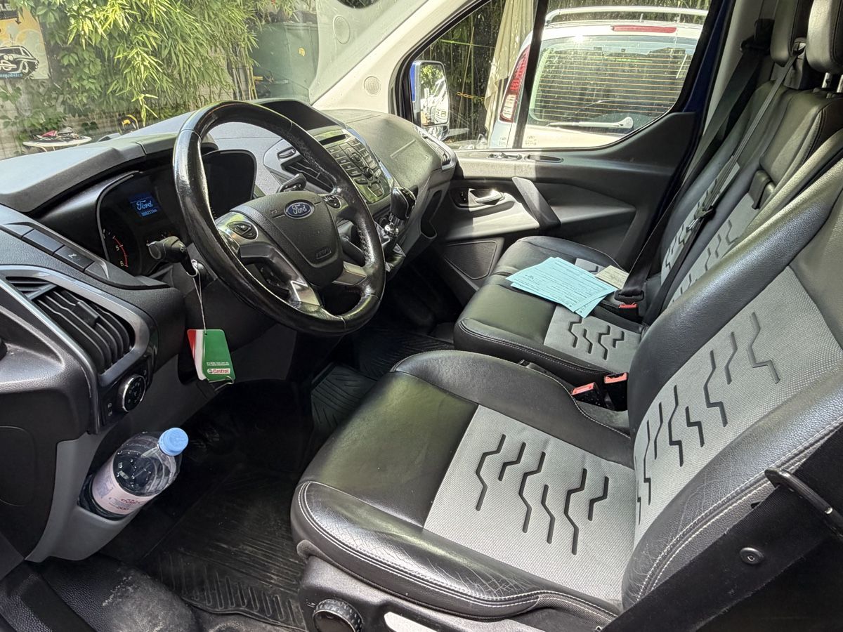 Ford Nutzfahrzeuge: Ford Transit Custom 2.0 manuelle, Diesel – Gebraucht aus Veyrier von Chessmann_Douane1255 5