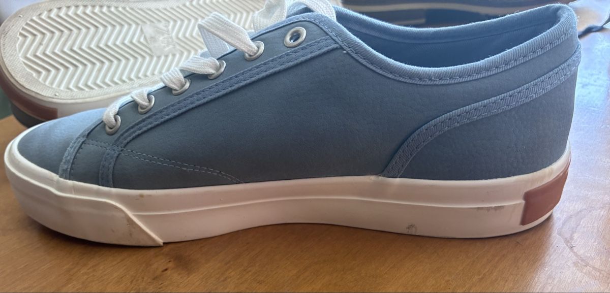 Chaussures hommes: Hellblaue Sneakers – D'occasion à Baden par Goldbaum 2