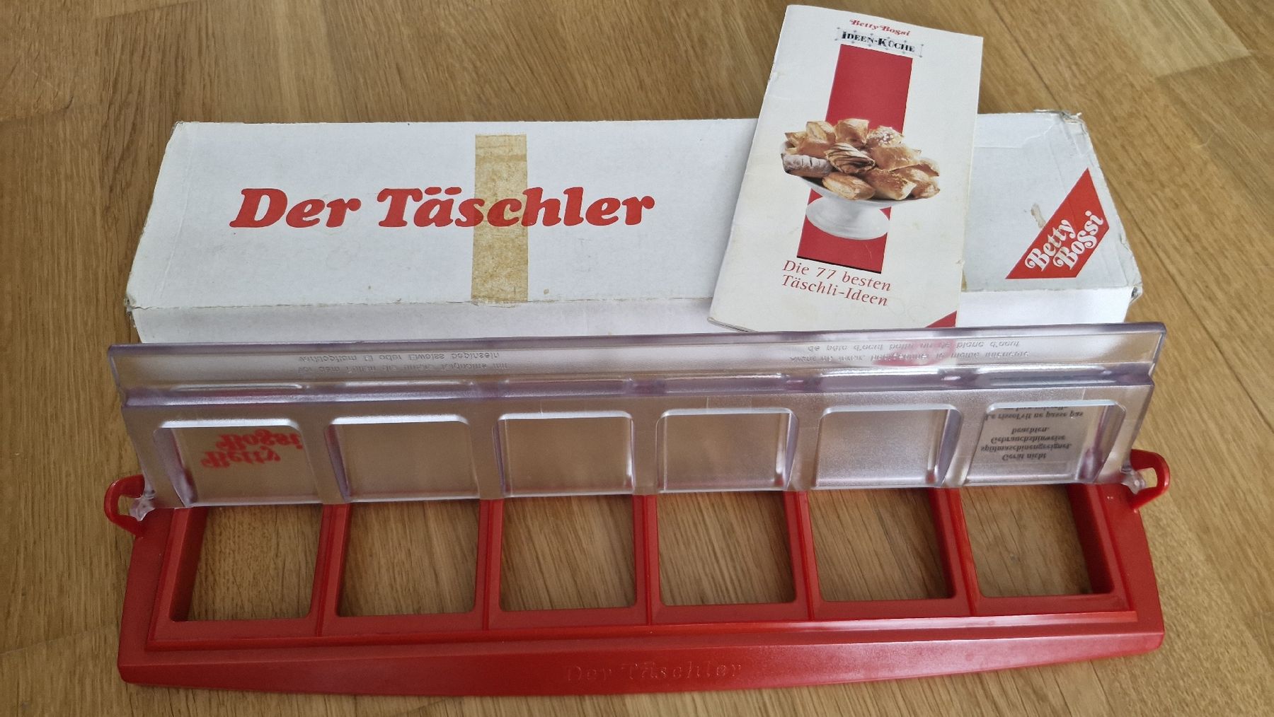 Betty Bossi Moules à gâteaux: Orginal Betty Bossi Täschler – D'occasion à Greifensee par san_9yzn