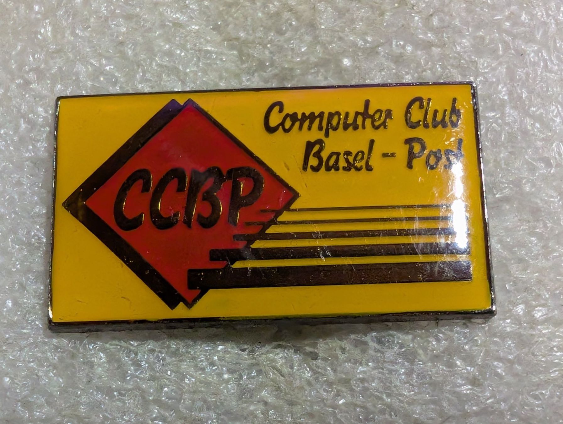 Placchette & Badge: Ansteckpin 224: Computer Club Basel – Usato da Oppligen venduto da Pin-Fall-Shop