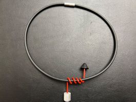 Collier mit modernem und kunstvollen Anhänger