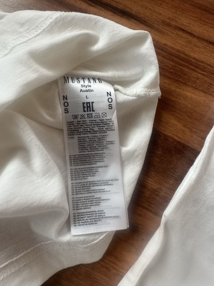 T-Shirts: 2 MUSTANG t.shirt gr L  – Gebraucht aus Uster von bek_v2ct 2