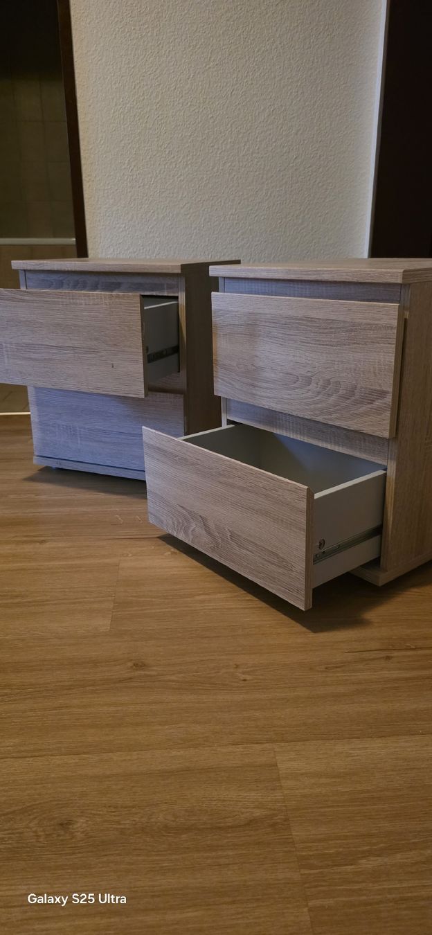 Tables de nuit: Nachttisch – D'occasion à Künten par bubeli5 1