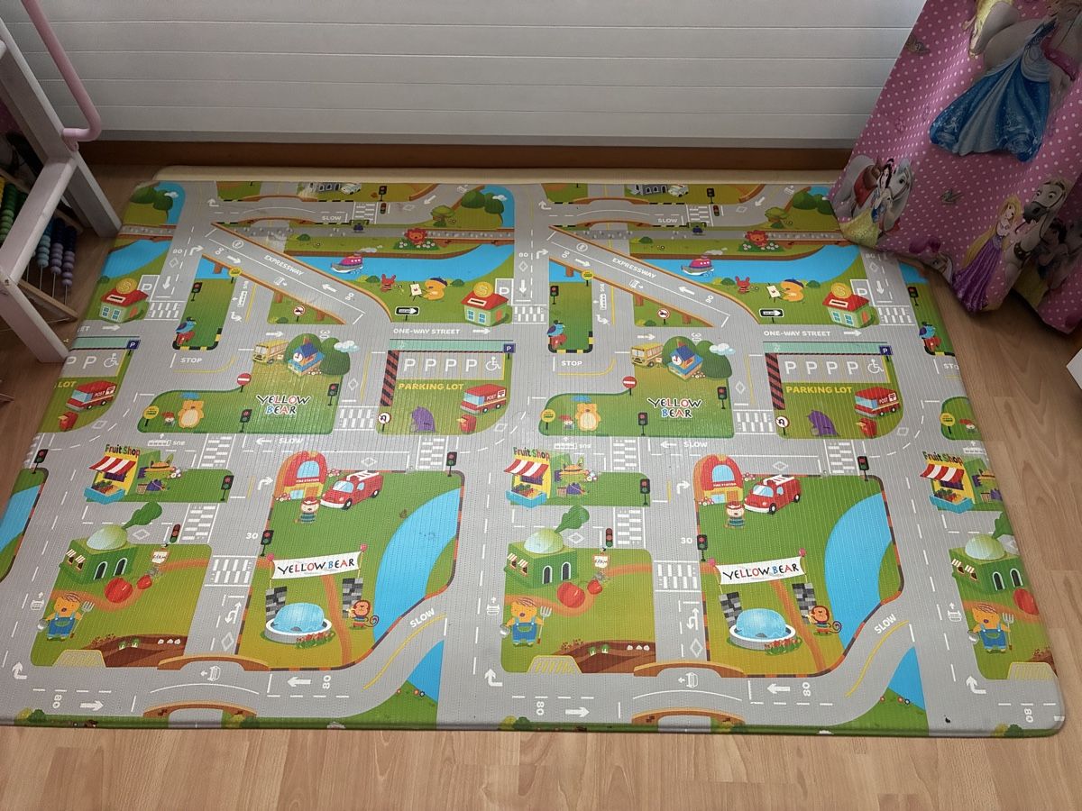 Spielmatte: Dwinguler Spielmatte 190x130cm – Gebraucht aus Wettingen von hak_52m8 1