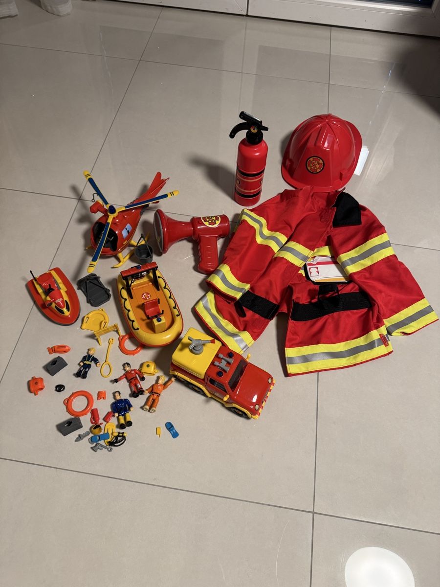 Jouets: Feuerwehrmann Sam Set – D'occasion à Buttikon SZ par LEDUPGRADE 2